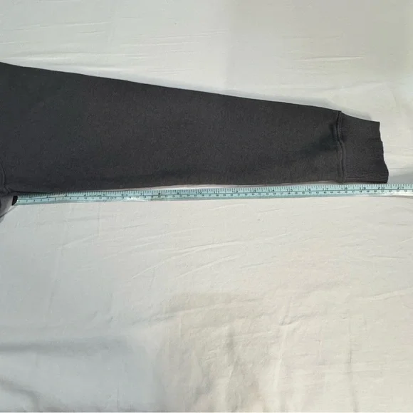 Hot Topic Pink Graphic Black Crewneck Unisex Retro Sweatshirt ‘Just A Vibe’ XL - Picture 9 of 11